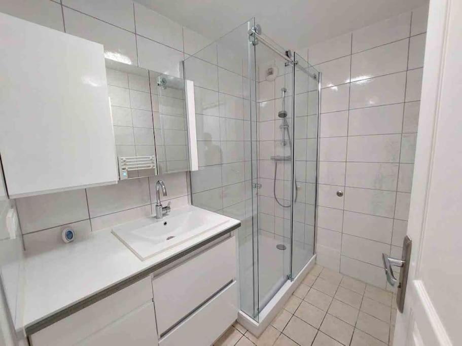 Modern One Bedroom Apartment In 칸느 외부 사진