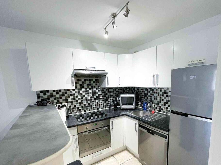 Modern One Bedroom Apartment In 칸느 외부 사진