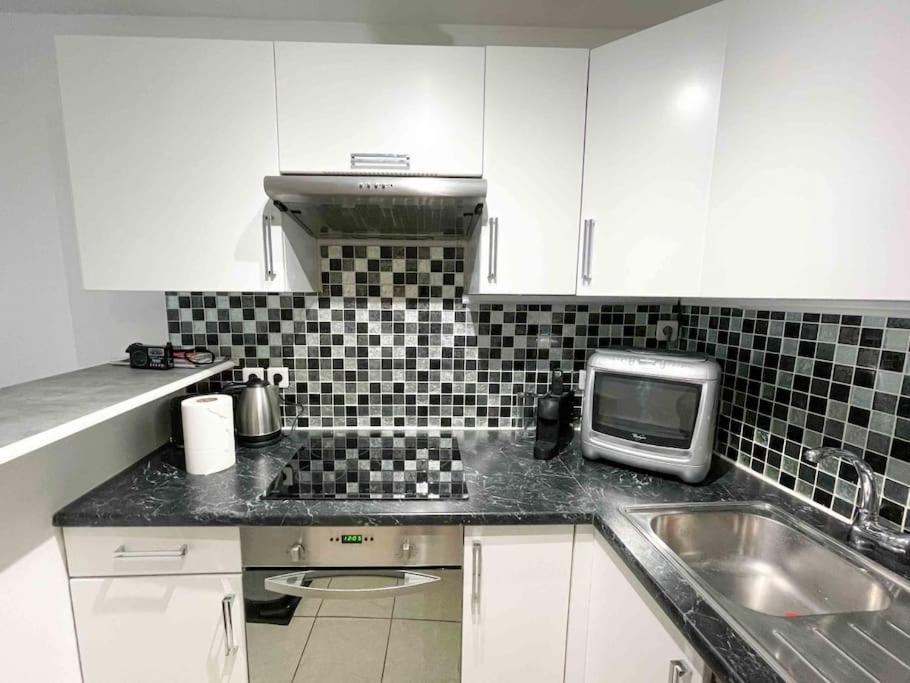 Modern One Bedroom Apartment In 칸느 외부 사진